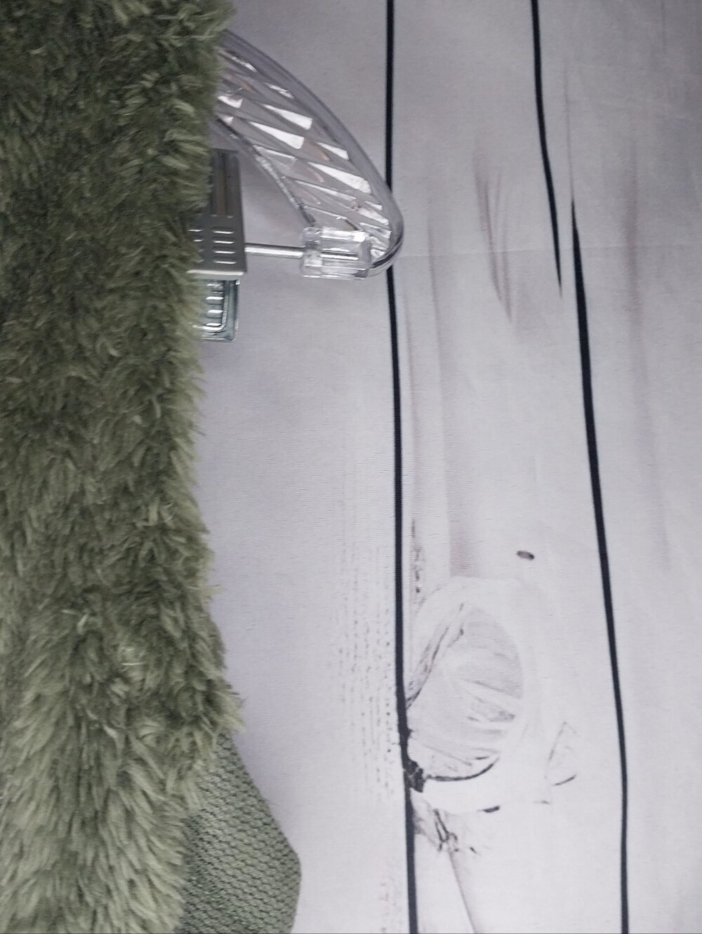 The North Face Furry Fleece Athleisure Utility Cozy Vest In Olive Green NWT - Picture 10 of 12